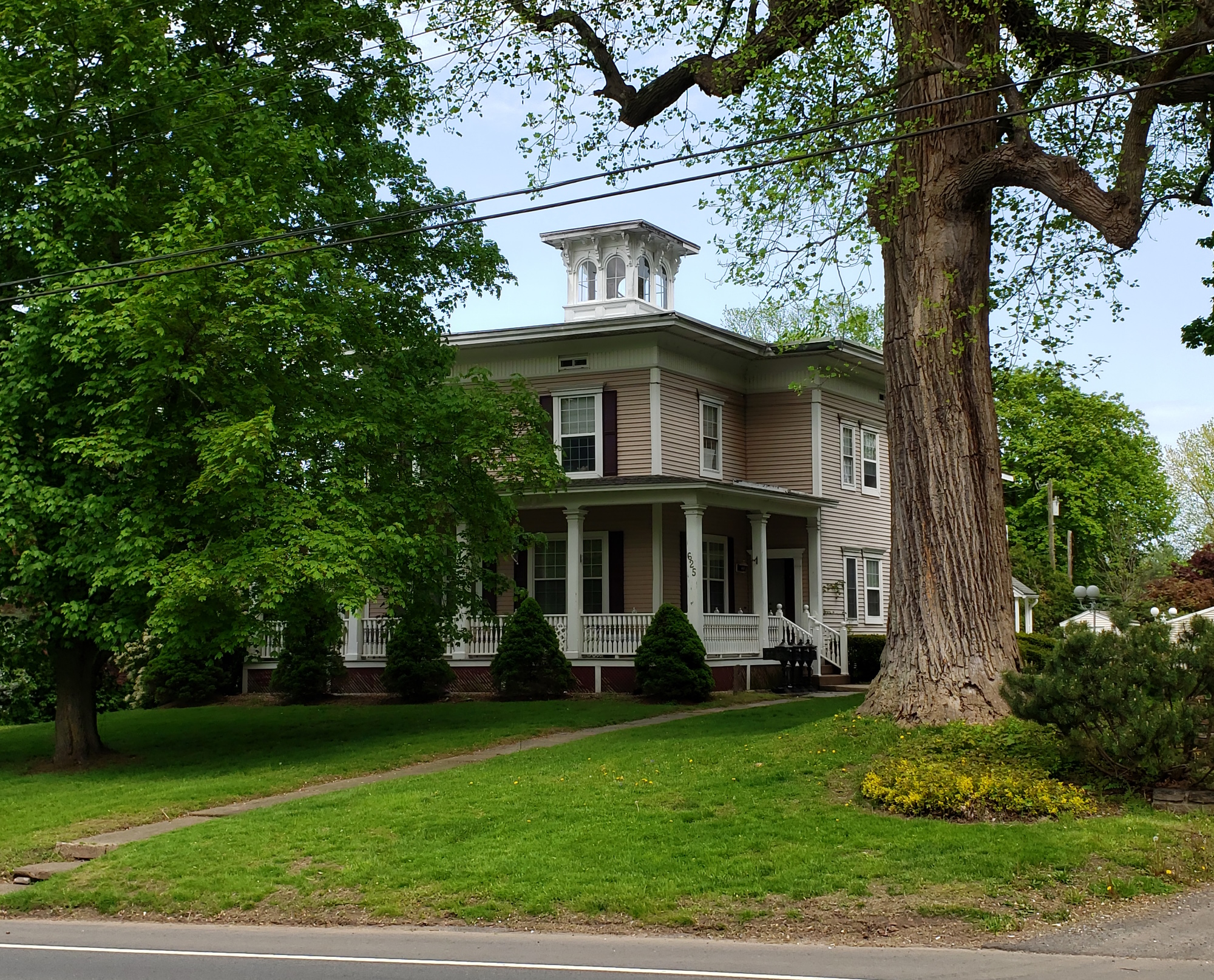 Historic Buildings Of Connecticut